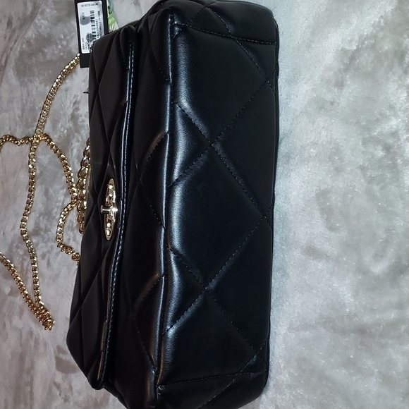 Badgley Mischka studio quilted vegan leather black bag - Picture 3 of 11